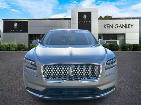 Used 2021 Lincoln Nautilus Reserve image 8