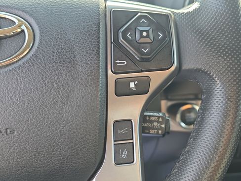 Used 2023 Toyota Tacoma SR5 RWD image 27