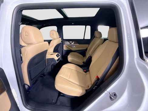 New 2026 Mercedes-Benz GLS 450 4MATIC image 22