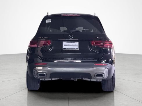 New 2025 Mercedes-Benz GLB 250 4MATIC image 4