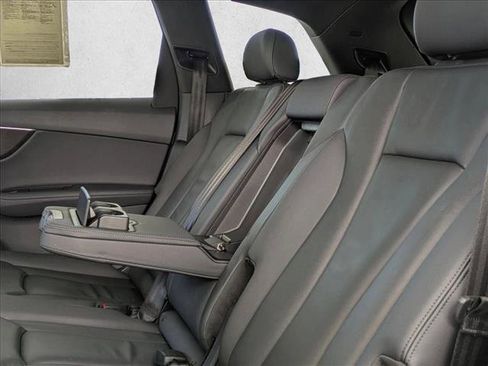 Used 2023 Audi Q7 2.0T Premium Plus w/ Premium Plus Package AWD/4WD image 26