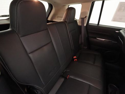 Used 2016 Jeep Compass High Altitude image 18