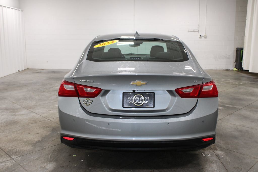 Used 2024 Chevrolet Malibu LT FWD image 7