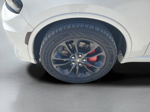 Used 2022 Dodge Durango GT RWD image 25