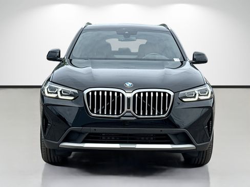 Used 2024 BMW X3 xDrive30i w/ Premium Package w/ZPA AWD/4WD image 8
