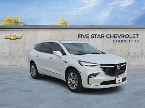 Used 2023 Buick Enclave Avenir w/ Avenir Technology Package image 2