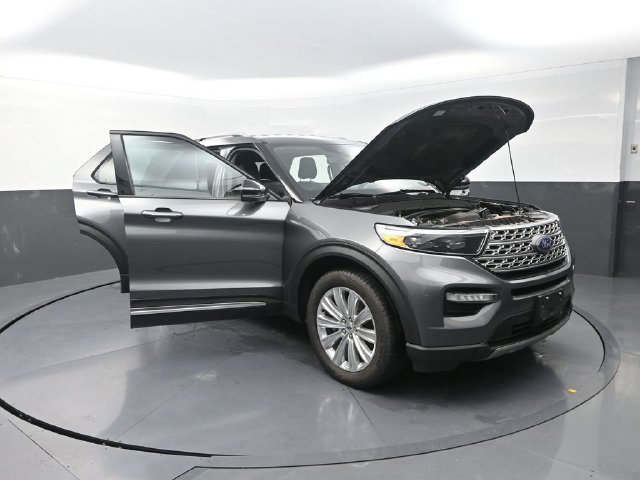 Used 2023 Ford Explorer Limited w/ Hybrid Equipment Group 310A AWD/4WD image 39