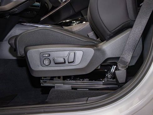 Used 2026 BMW X3 xDrive30 w/ Convenience Package image 15