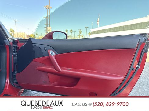 Used 2005 Chevrolet Corvette Coupe w/ Preferred Equipment Group image 32