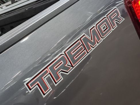 Used 2022 Ford F250 Platinum w/ Tremor Off-Road Package image 28