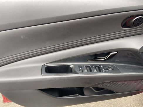 Certified 2025 Hyundai Elantra Sport FWD image 17