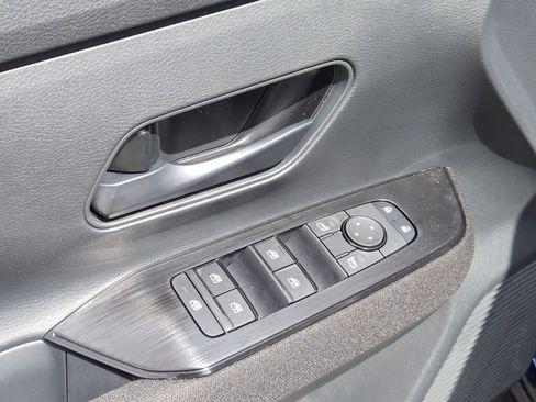 New 2026 Nissan Kicks S FWD image 18