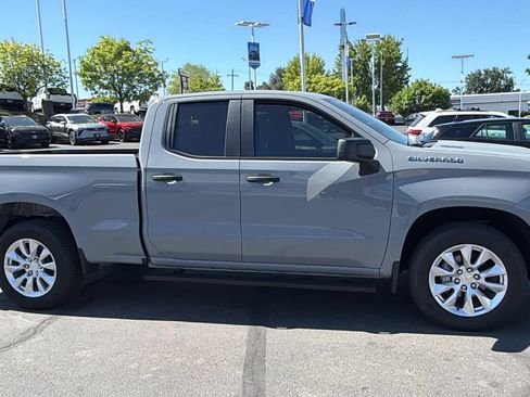 Used 2024 Chevrolet Silverado 1500 Custom RWD image 4