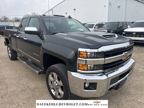 Used 2018 Chevrolet Silverado 2500 LTZ w/ LTZ Plus Package image 32