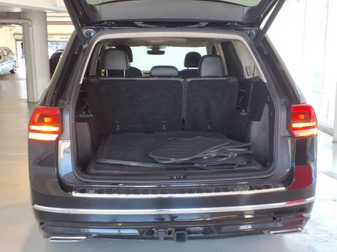Used 2019 Volkswagen Atlas SE w/ Panoramic Sunroof Package AWD/4WD image 12