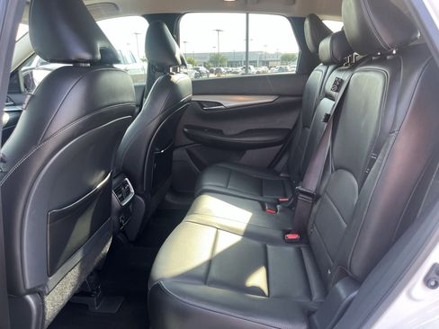Used 2020 INFINITI QX50 Essential w/ Convenience Package FWD image 32
