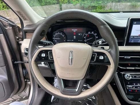 Used 2020 Lincoln Corsair Reserve w/ Equipment Group 201A AWD/4WD image 32