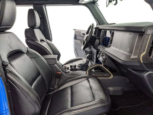 Certified 2025 Ford Bronco Badlands AWD/4WD image 23