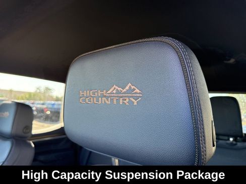 Used 2022 Chevrolet Silverado 1500 High Country image 5