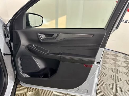 New 2026 Ford Escape Active image 21