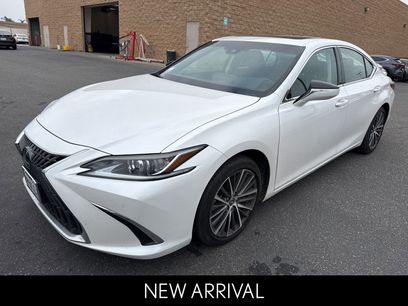Certified 2025 Lexus ES 300h w/ Premium Package