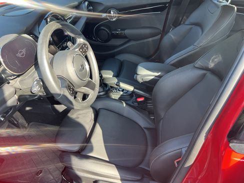 Used 2023 MINI Cooper S FWD image 9