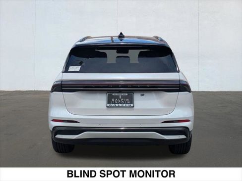 New 2026 Lincoln Nautilus Reserve AWD/4WD image 5