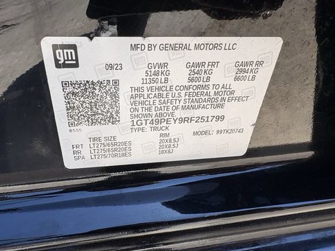 Used 2024 GMC Sierra 2500 AT4 w/ AT4 Premium Plus Package AWD/4WD image 29