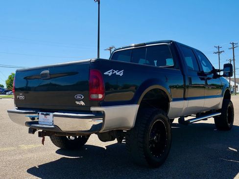 Used 2004 Ford F250 Lariat image 8