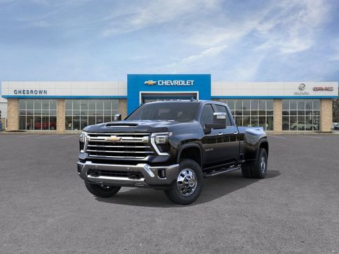 New 2026 Chevrolet Silverado 3500 LTZ w/ LTZ Plus Package AWD/4WD image 8