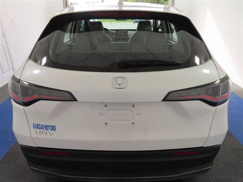Used 2025 Honda HR-V LX image 11