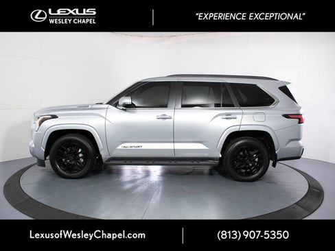 Used 2024 Toyota Sequoia SR5 w/ SR5 Premium Package RWD image 10