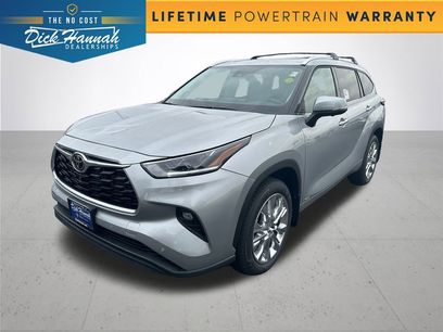 New 2025 Toyota Highlander Limited