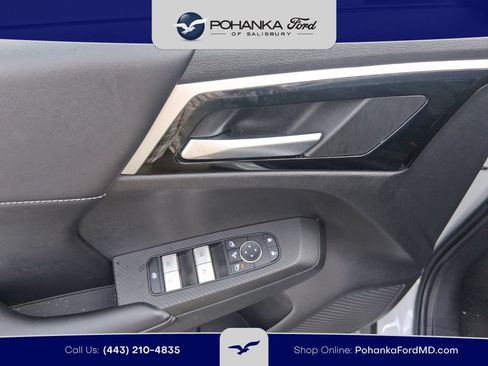Used 2024 Mitsubishi Outlander SE FWD image 10