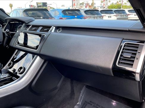 Used 2022 Land Rover Range Rover Sport HSE Silver Edition image 12