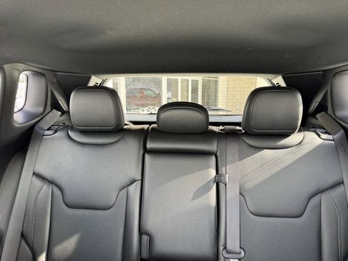 Used 2022 Jeep Compass Limited image 28