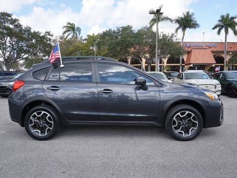 Used 2017 Subaru Crosstrek 2.0i Limited image 15