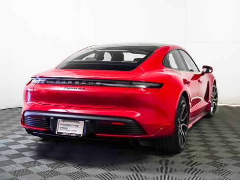 Used 2024 Porsche Taycan 4S w/ Premium Package image 10