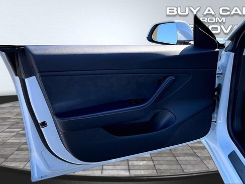 Used 2019 Tesla Model 3 Long Range AWD/4WD image 22