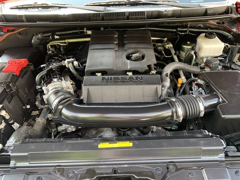 Used 2024 Nissan Frontier SV w/ Technology Package AWD/4WD image 28