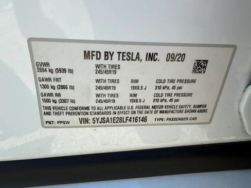 Used 2020 Tesla Model S Long Range AWD/4WD image 28