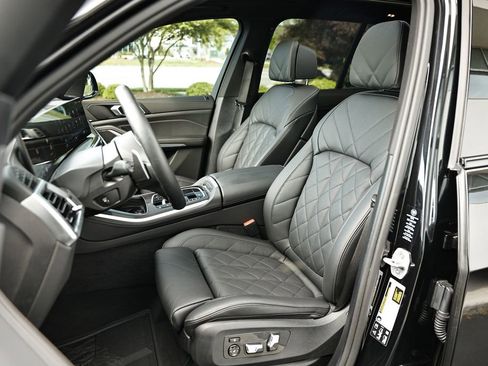 Certified 2026 BMW X5 M60i w/ Parking Assistance Package image 21