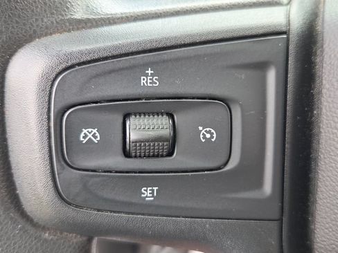 Used 2022 Chevrolet Silverado 1500 Custom RWD image 21