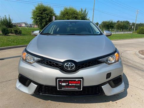 Used 2017 Toyota Corolla iM w/ All-Weather Mat Package FWD image 2