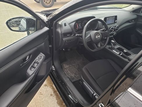 Certified 2025 Nissan Sentra S image 13