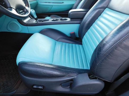 Used 2002 Ford Thunderbird Deluxe image 15