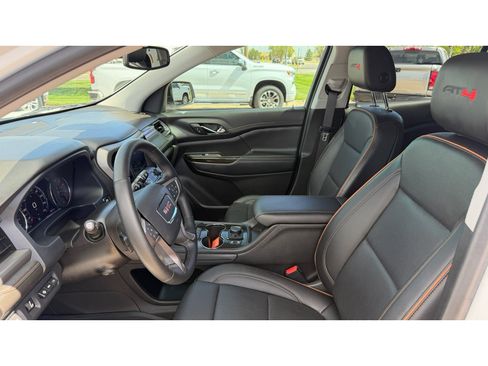 Used 2023 GMC Sierra 1500 AT4 image 10