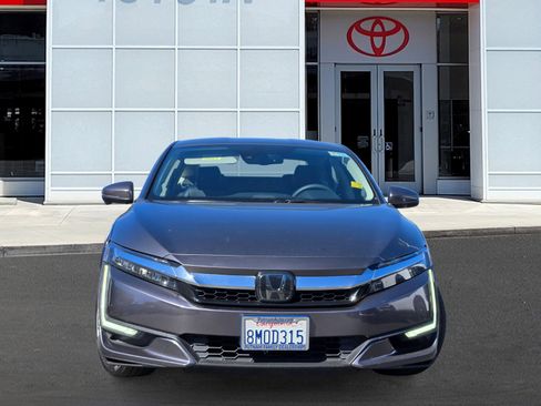 Used 2019 Honda Clarity Plug-In Hybrid image 2