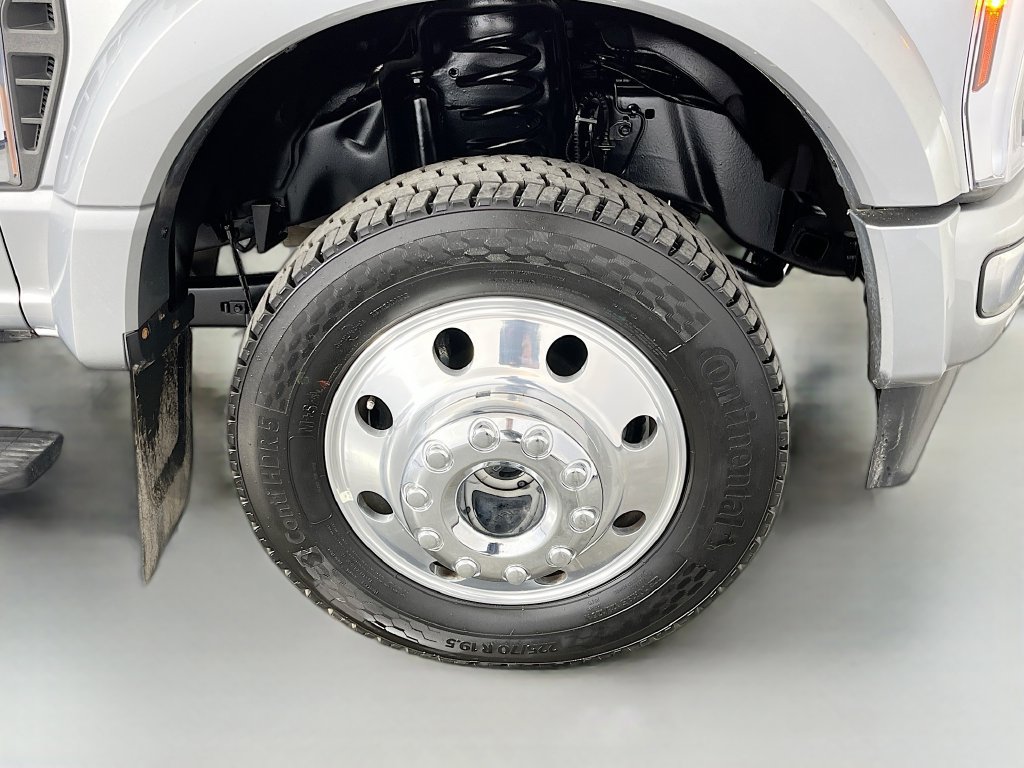 Used 2024 Ford F450 Platinum w/ FX4 Off-Road Package AWD/4WD image 39