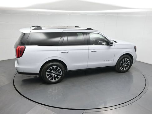 Certified 2025 Ford Expedition Platinum AWD/4WD image 39